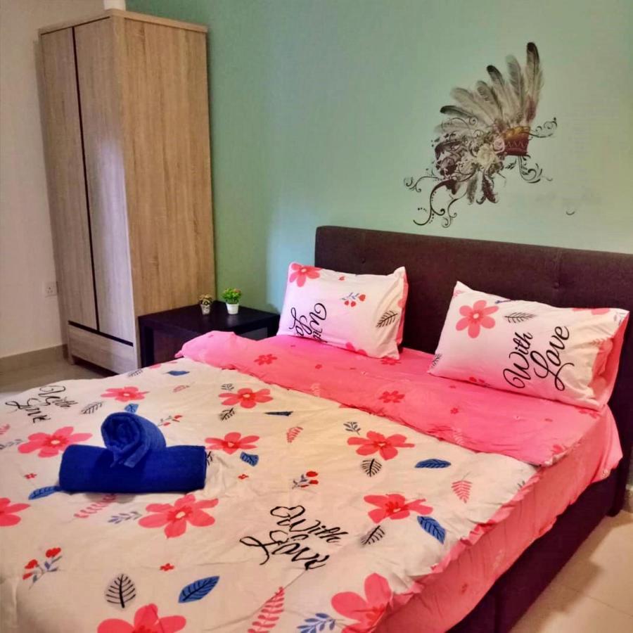 Desaru Cosy Homestay - Near Waterpark, Beach, Rapid -Wifi, Tvbox, Steamboat, Bbq Available Εξωτερικό φωτογραφία